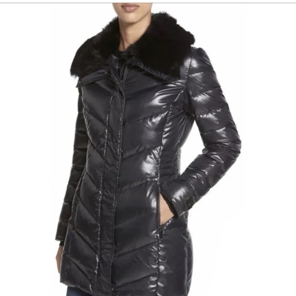 NWOT Magda goose feather down coat w/genuine fur collar from Badgley Mischka